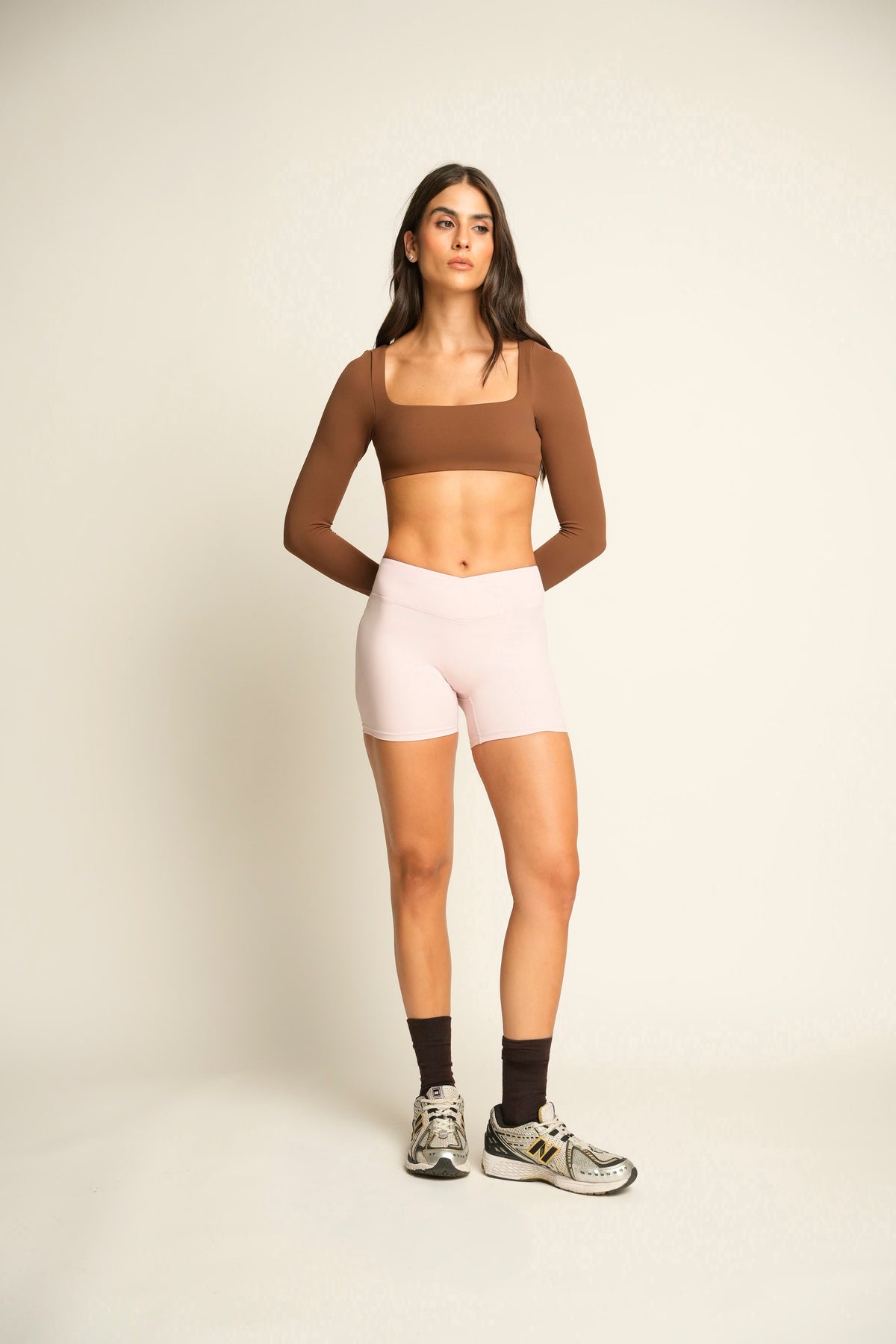 ALLURE LONG SLEEVE TOP IN CLAY BROWN