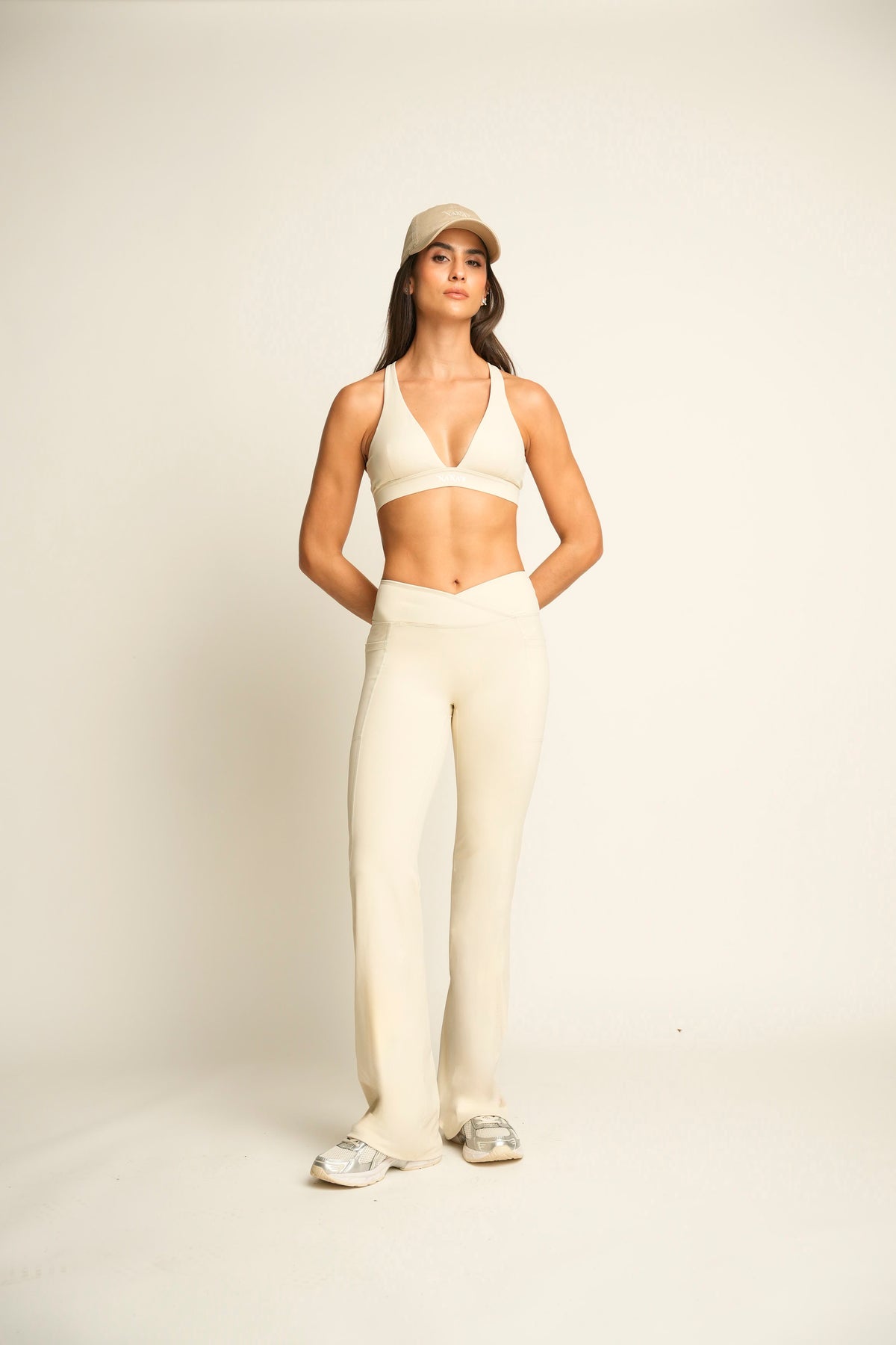 V-SCULPT PANTS IVORY